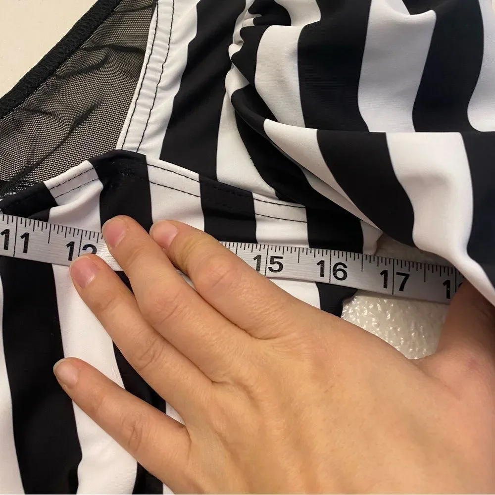 Kelle dancecostume black white stripe THE SPACE BETWEEN LEOTARD Pants 5331 LA